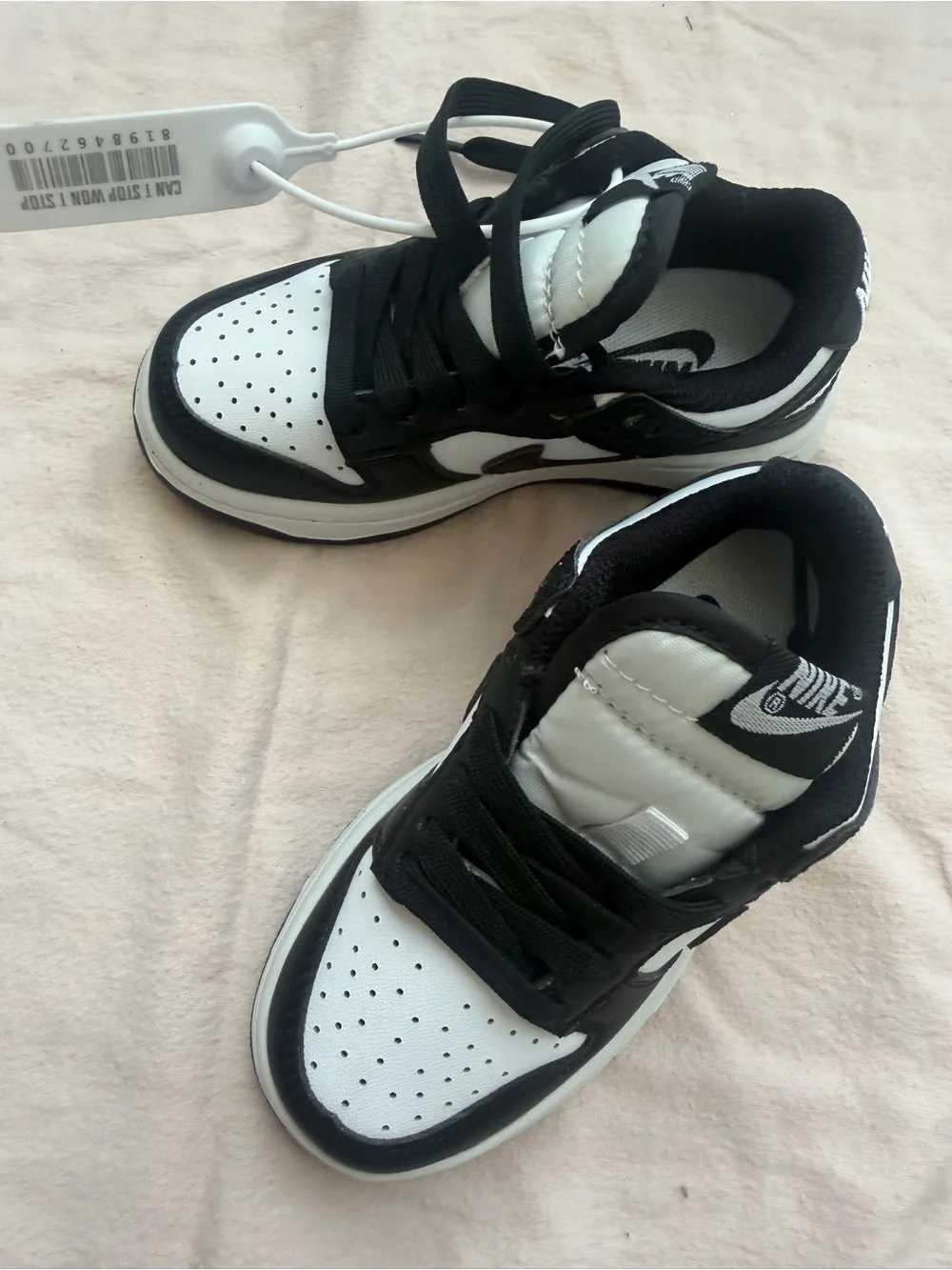 Nike Kids Black & White Low-Top Sneakers with Perforated Toe